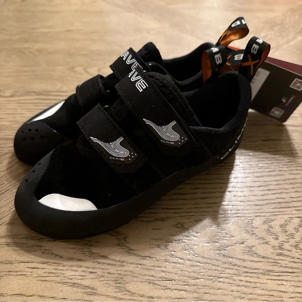 Rawave Kids Black Climbing Sneakers with Velcro Straps